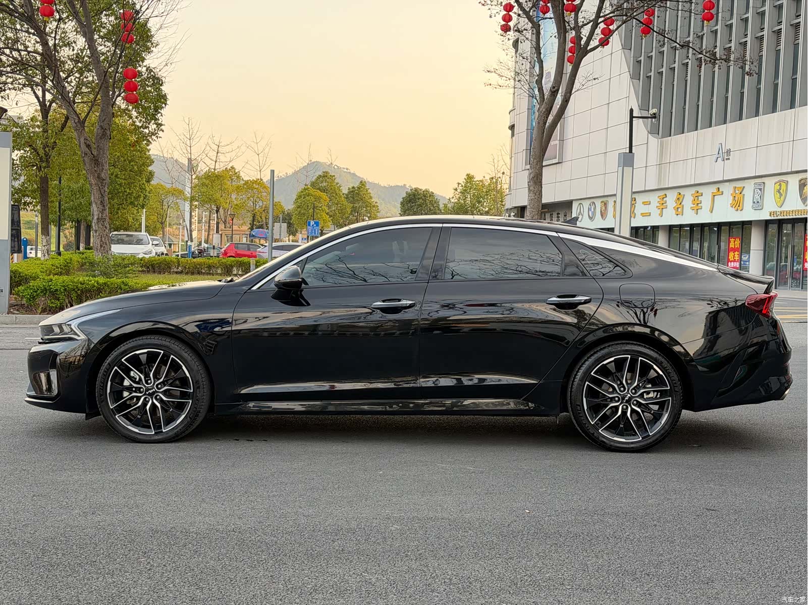 Kia K5, 2022 4
