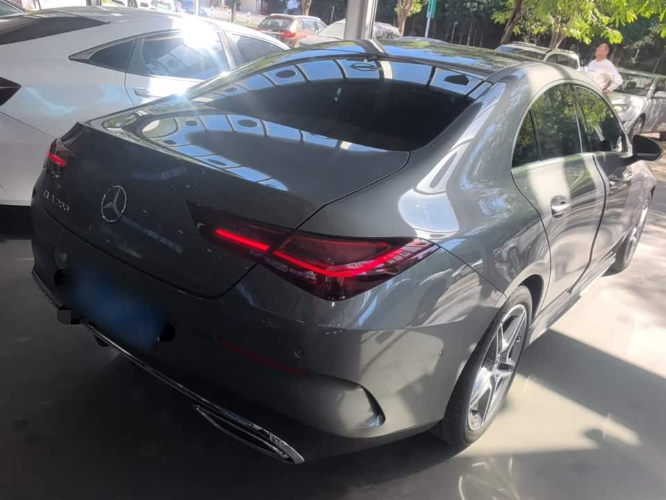 Mercedes-Benz CLA