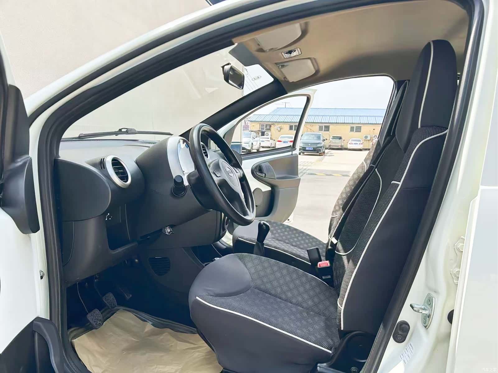BYD F0, 2015 7