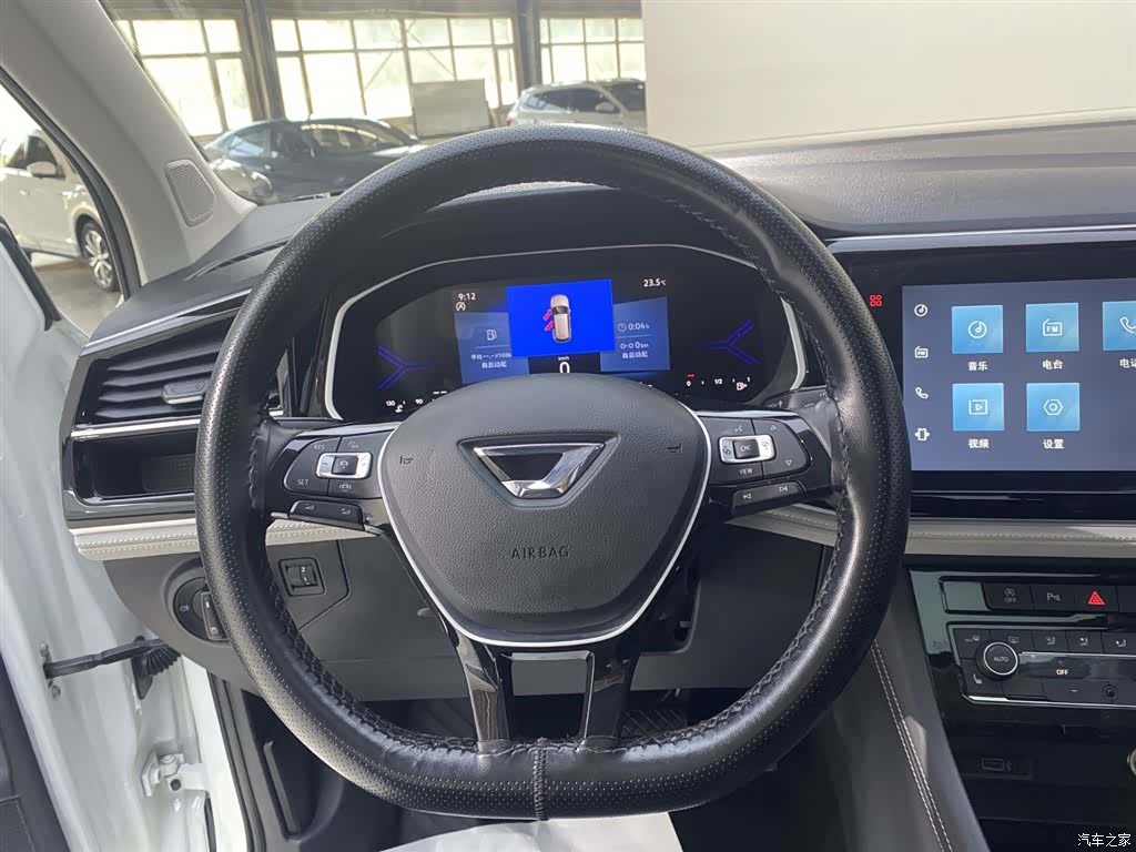 Volkswagen VS5, 2023 8