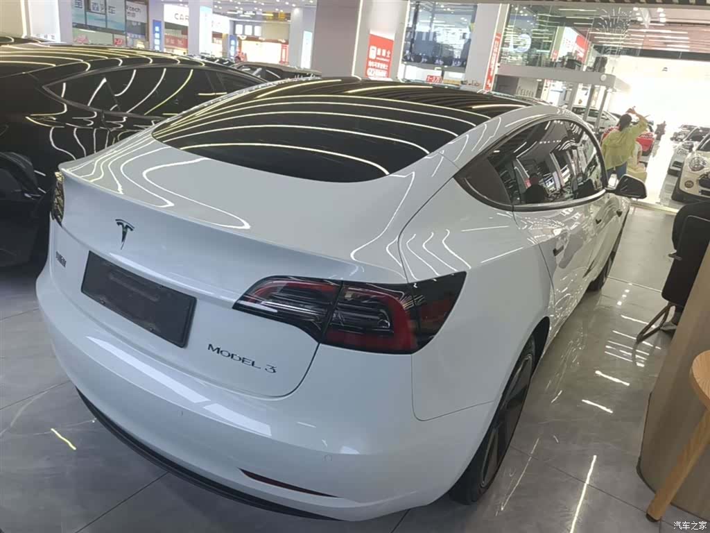 Tesla Model 3, 2021 7