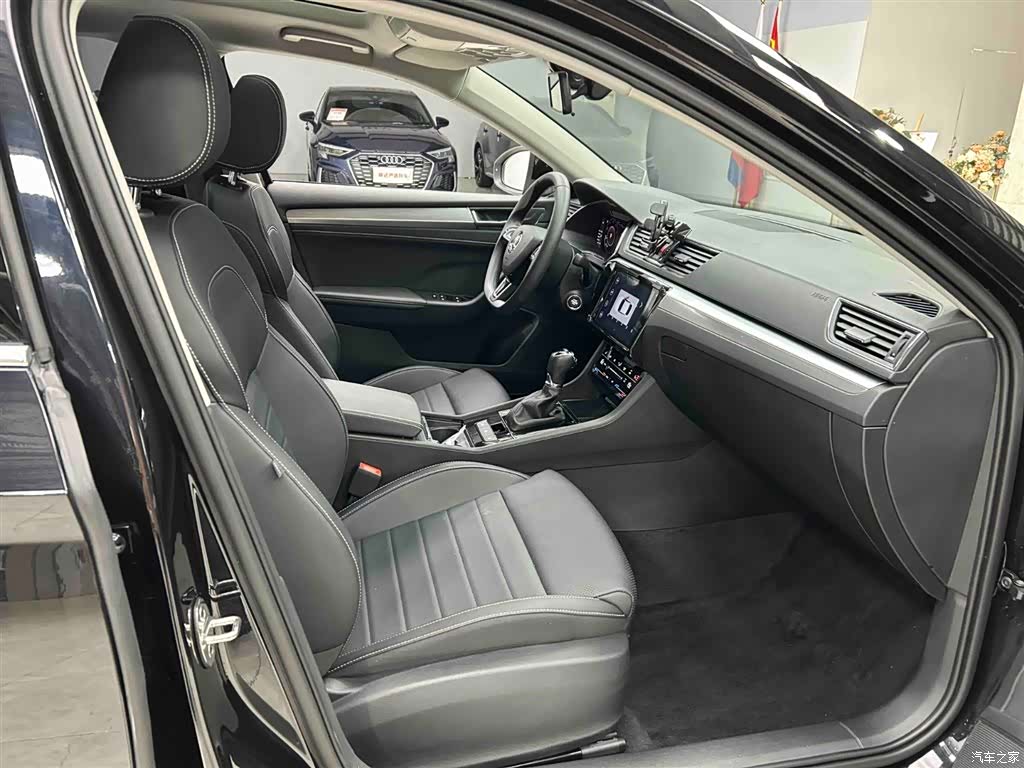 Skoda Superb, 2024 13