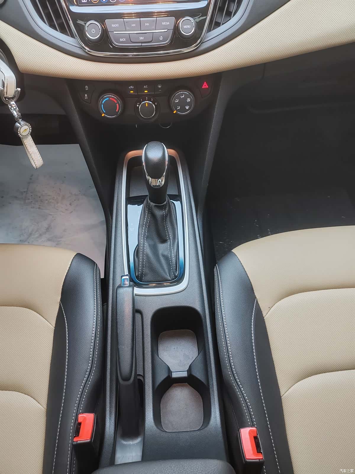 Chevrolet 320, 2022 19