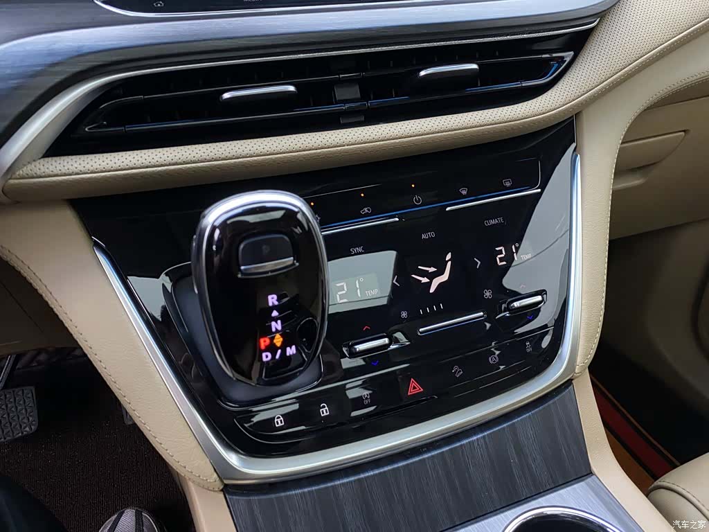 Buick GL8, 2021 20
