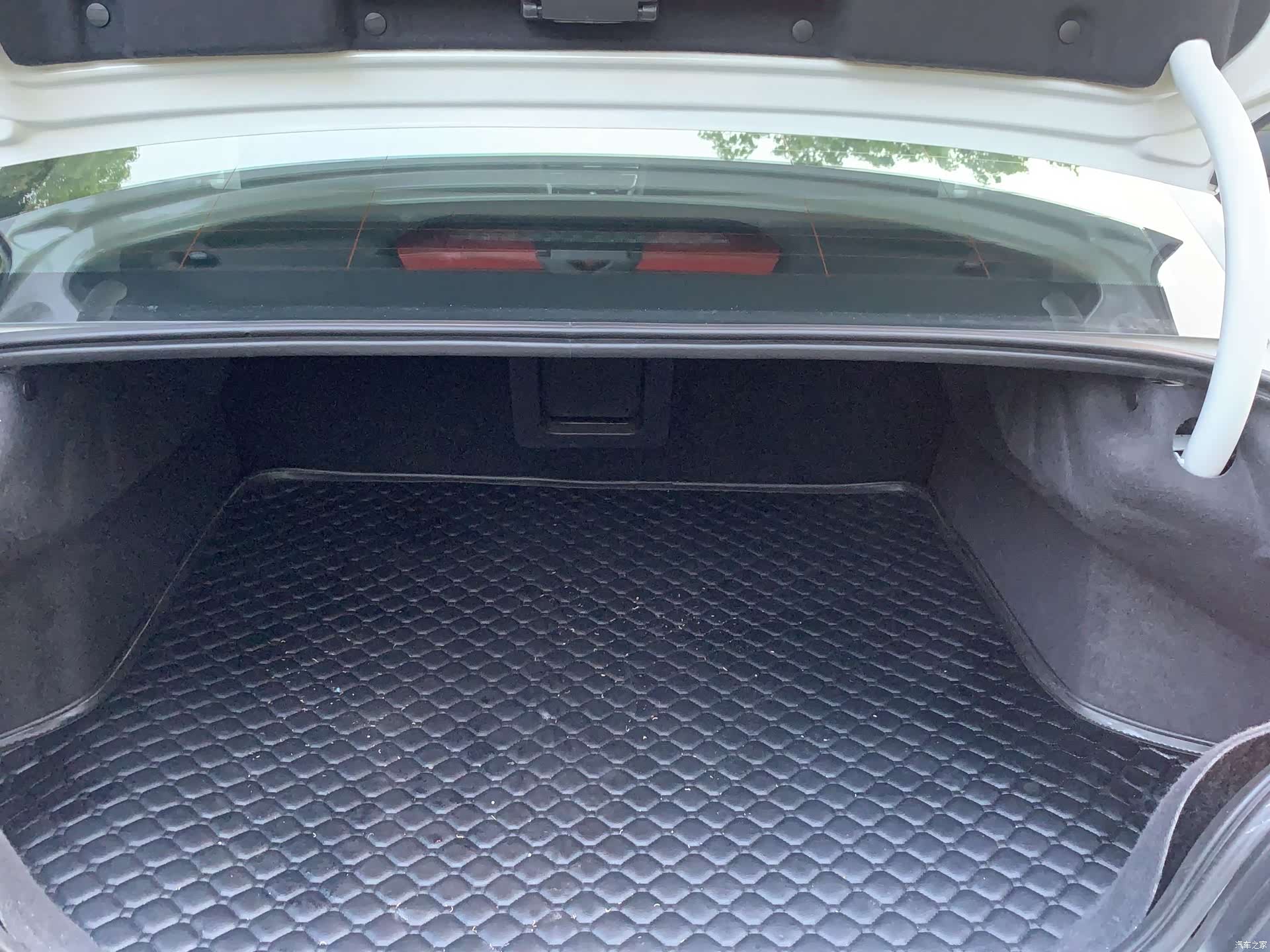 Peugeot 508, 2015 15
