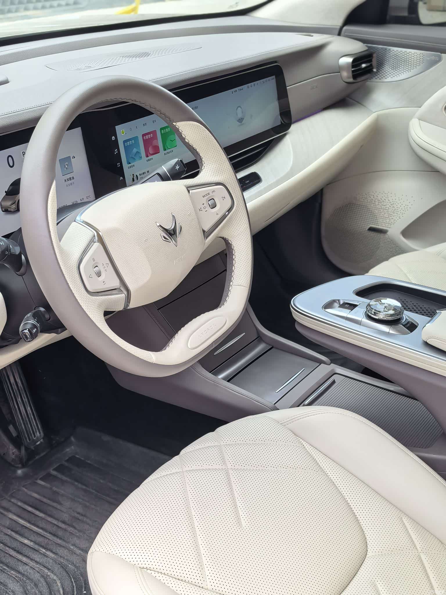 Alfa Romeo S6, 2025 13