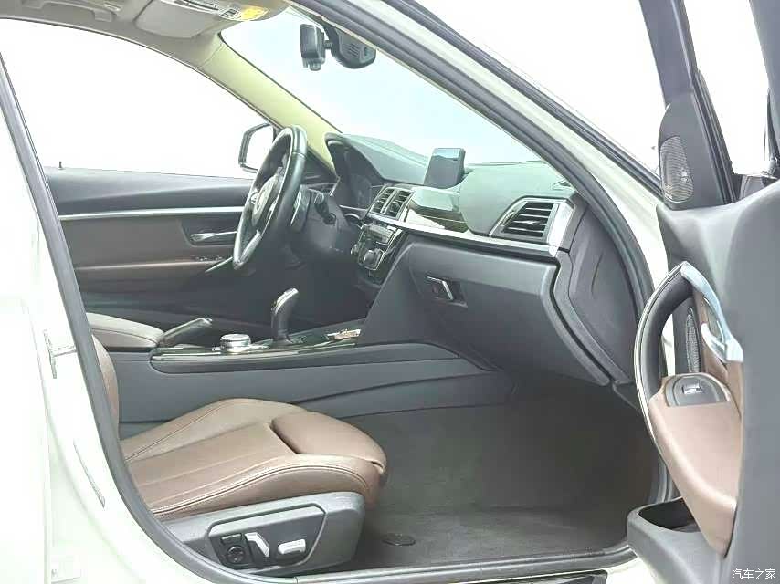 BMW 3 Series, 2018 7