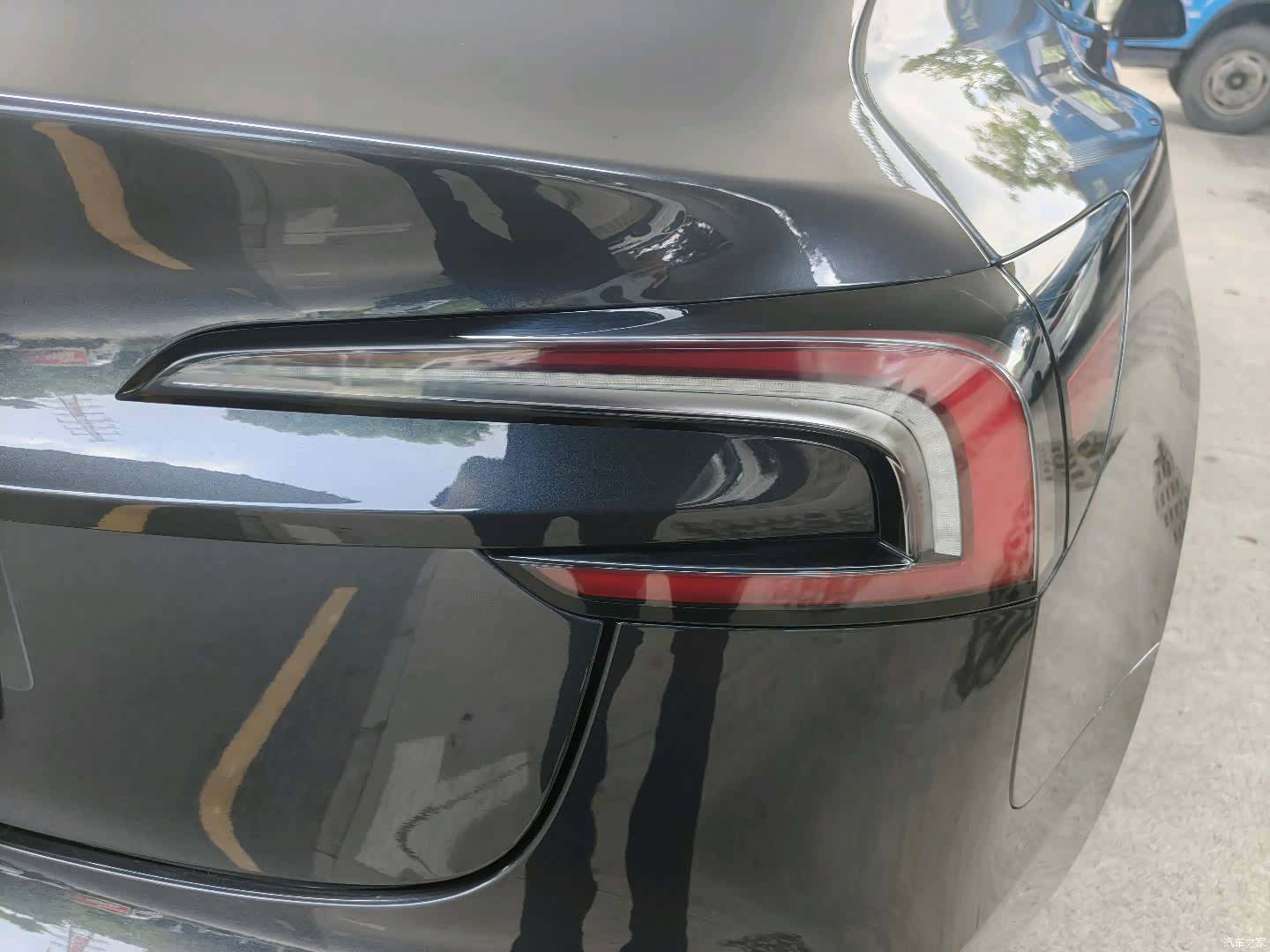 Tesla Model 3, 2025 8