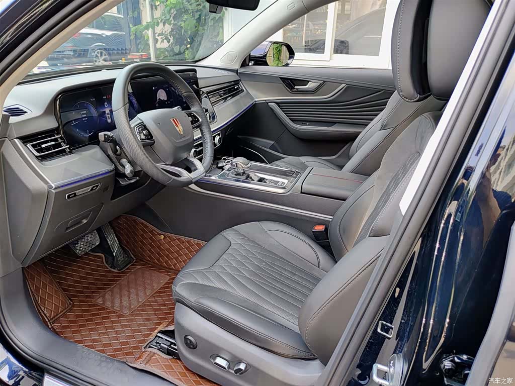 Hongqi HS5, 2024 7