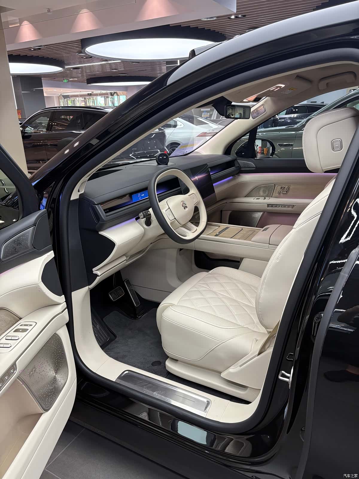 NIO ES8, 2026 8