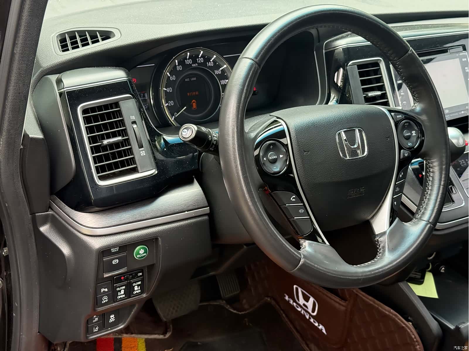 Honda Elysion, 2016 6