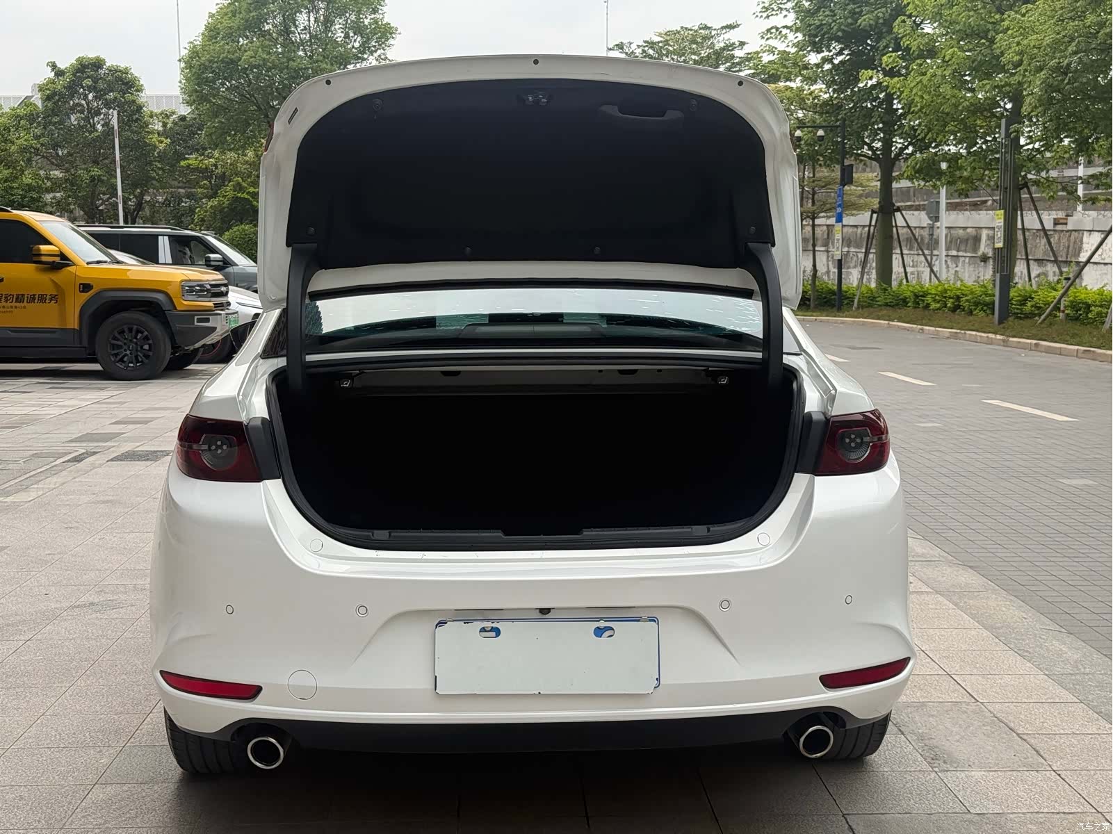 Mazda Mazda3, 2022 8