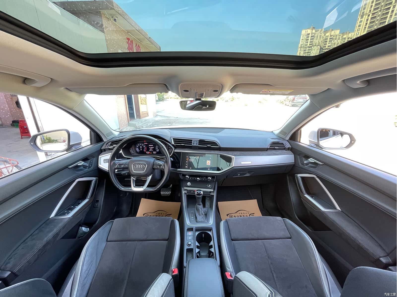 Audi Q3, 2019 9