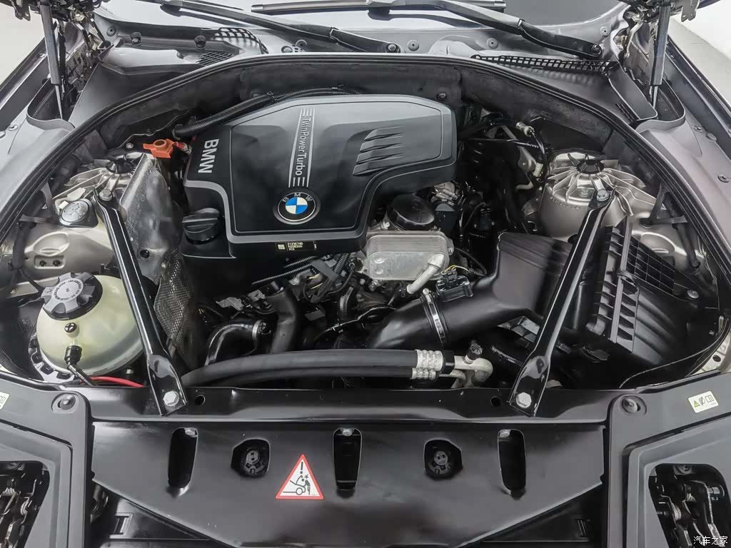 BMW 5 Series, 2015 6