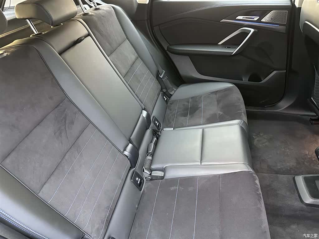 BMW iX1, 2024 10