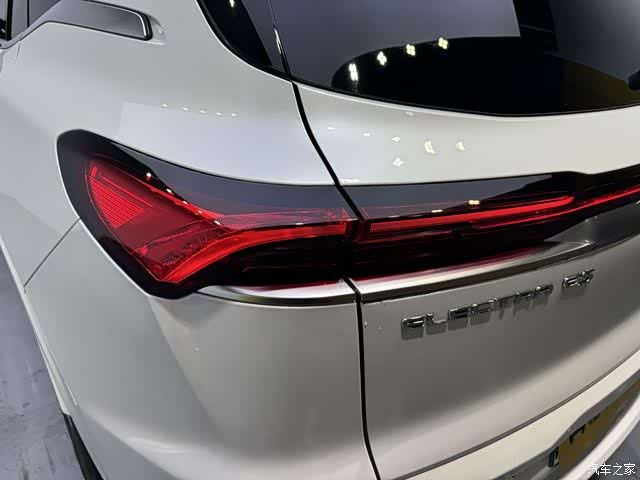 Buick E5, 2025 7