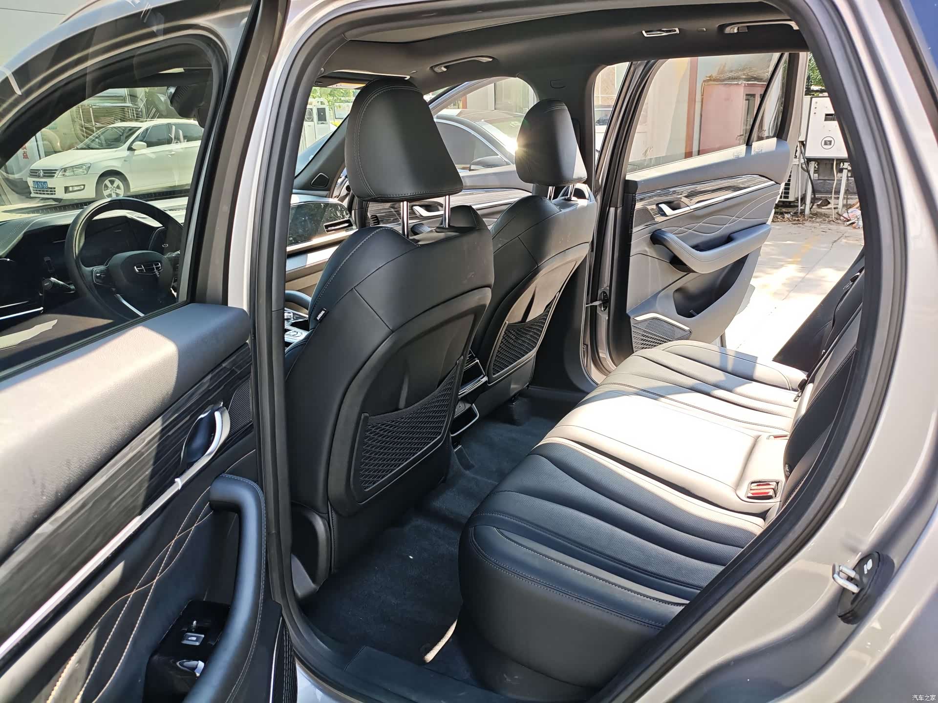 Geely Xingyue L, 2024 11
