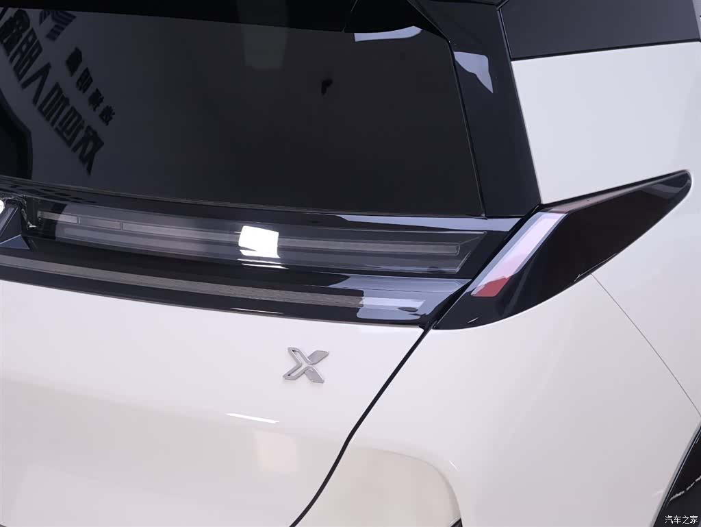 Zeekr X, 2024 9