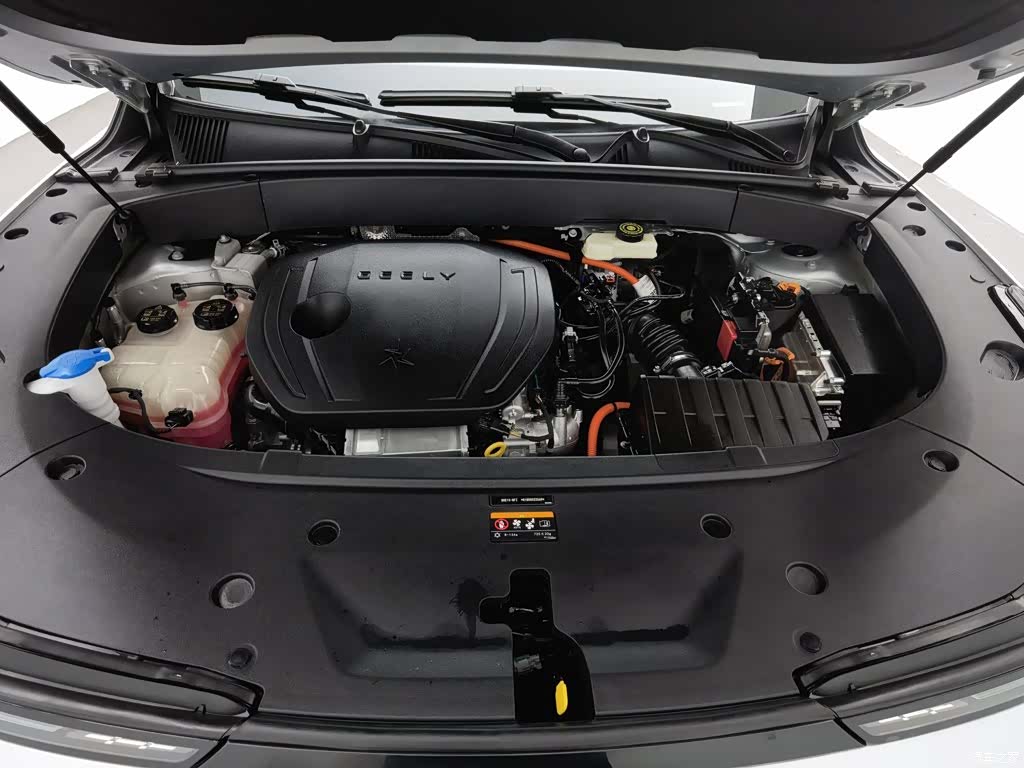 Geely Galaxy L7, 2024 6