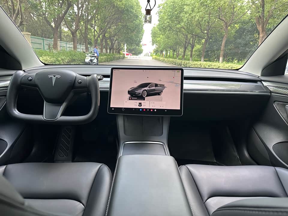 Tesla Model 3 Tesla Model 3