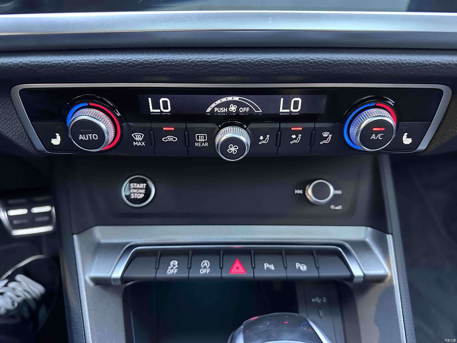 Audi Q3, 2022 12