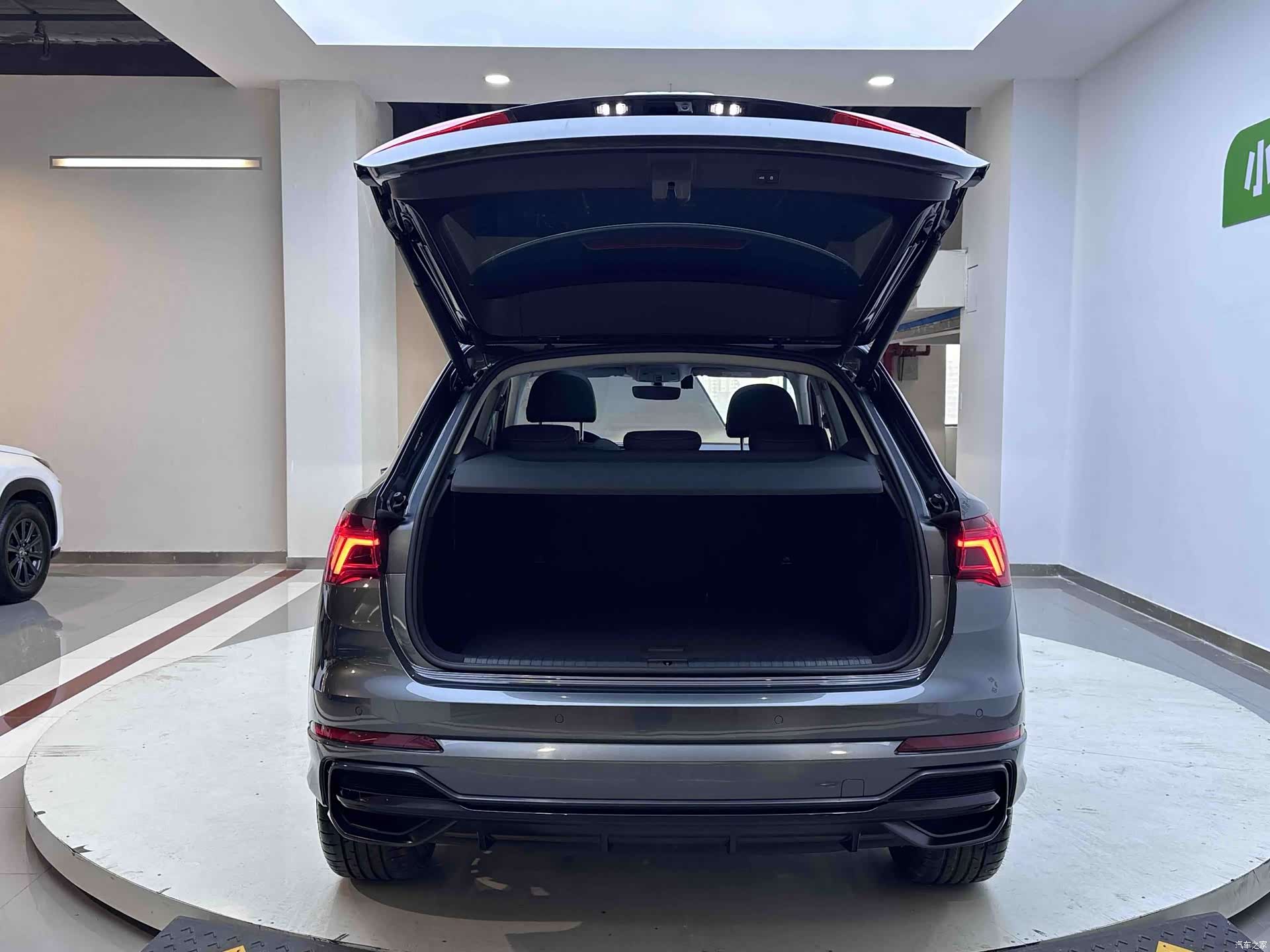 Audi Q3, 2022 21