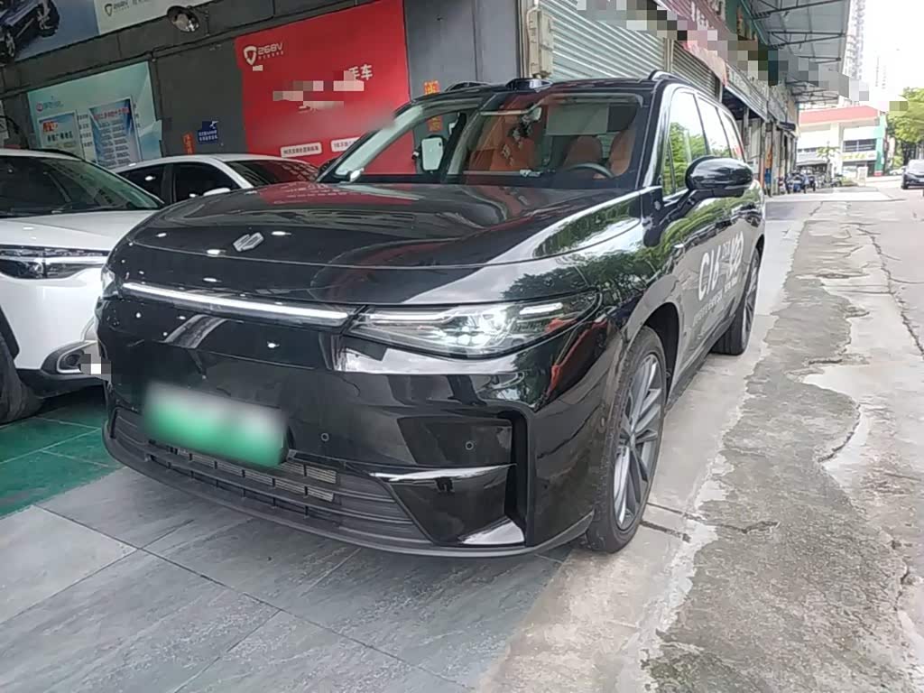 Leapmotor C16