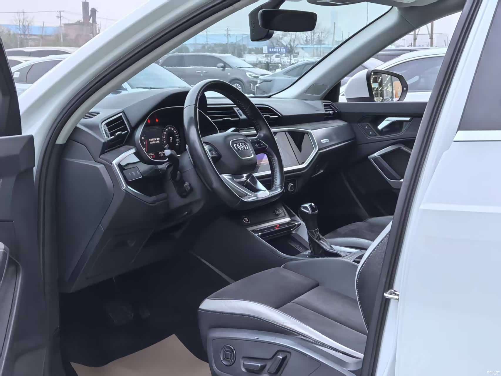 Audi Q3, 2021 все фото