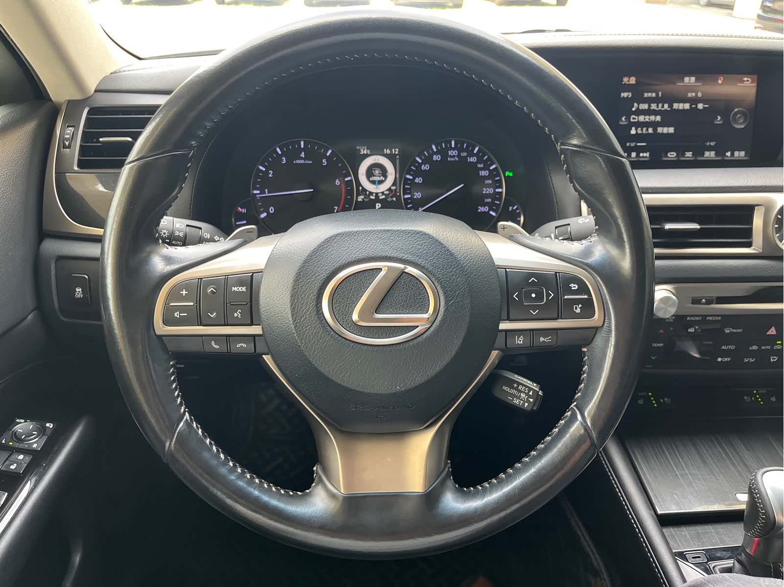 Lexus GS, 2017 13