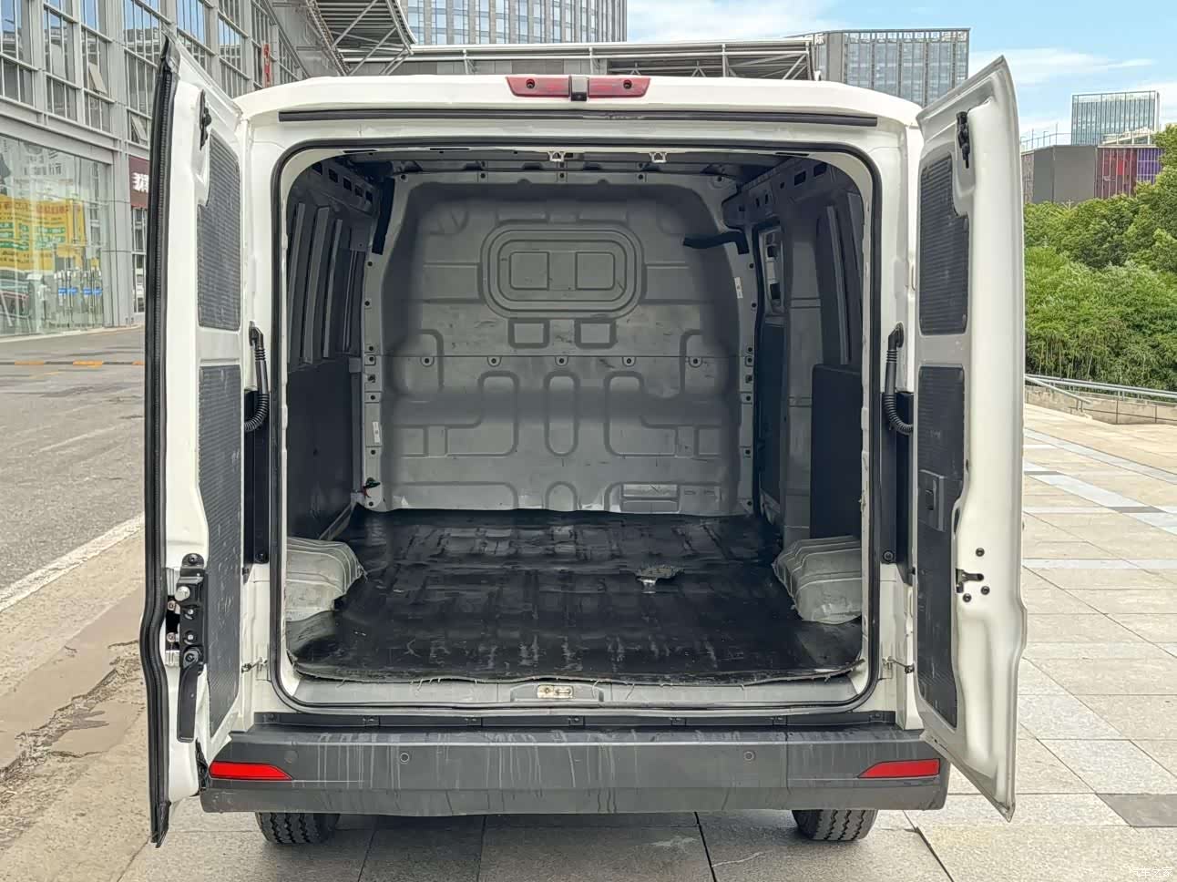 YuanCheng V6E, 2024 6