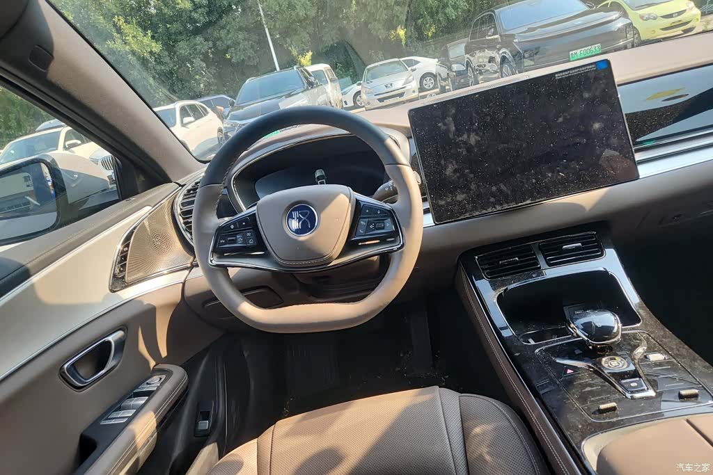 BYD Han, 2025 15