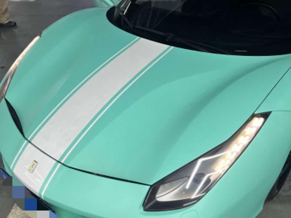 Ferrari 488
