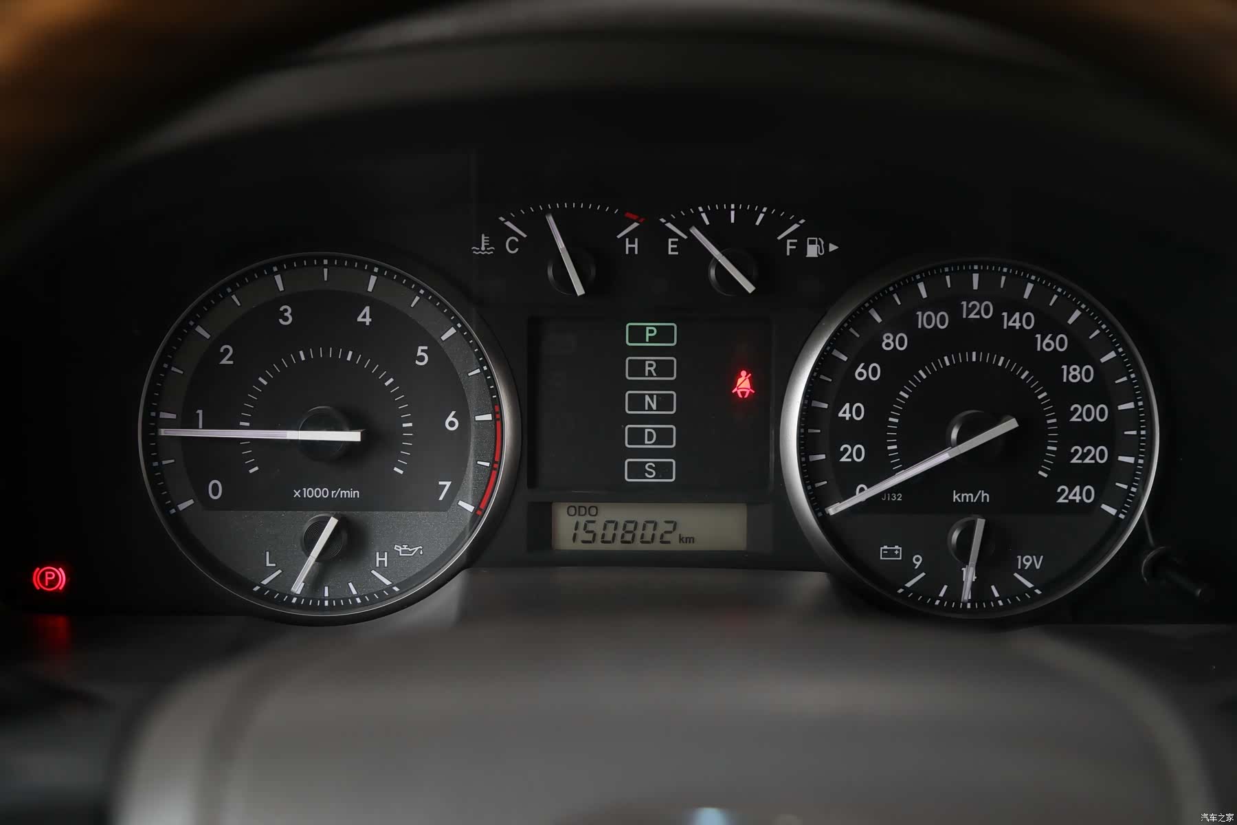 Toyota Land Cruiser, 2016 9
