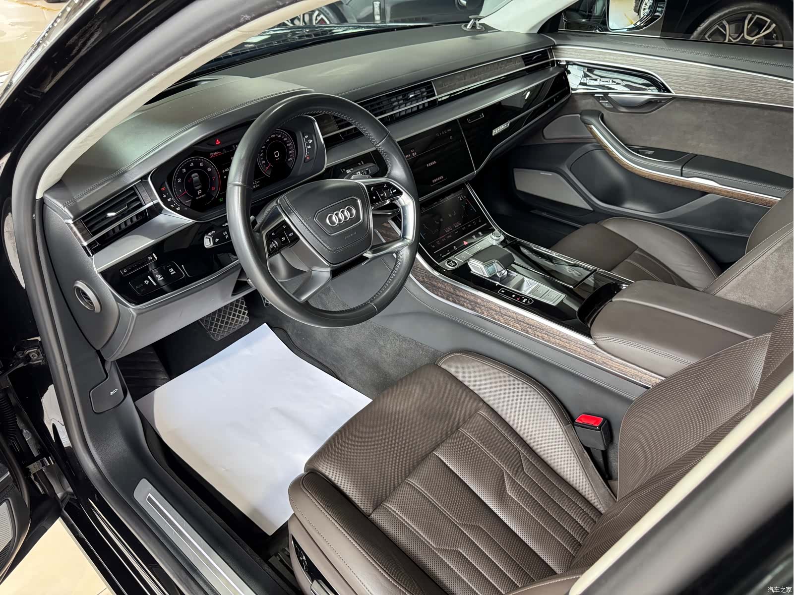 Audi A8L, 2021 18