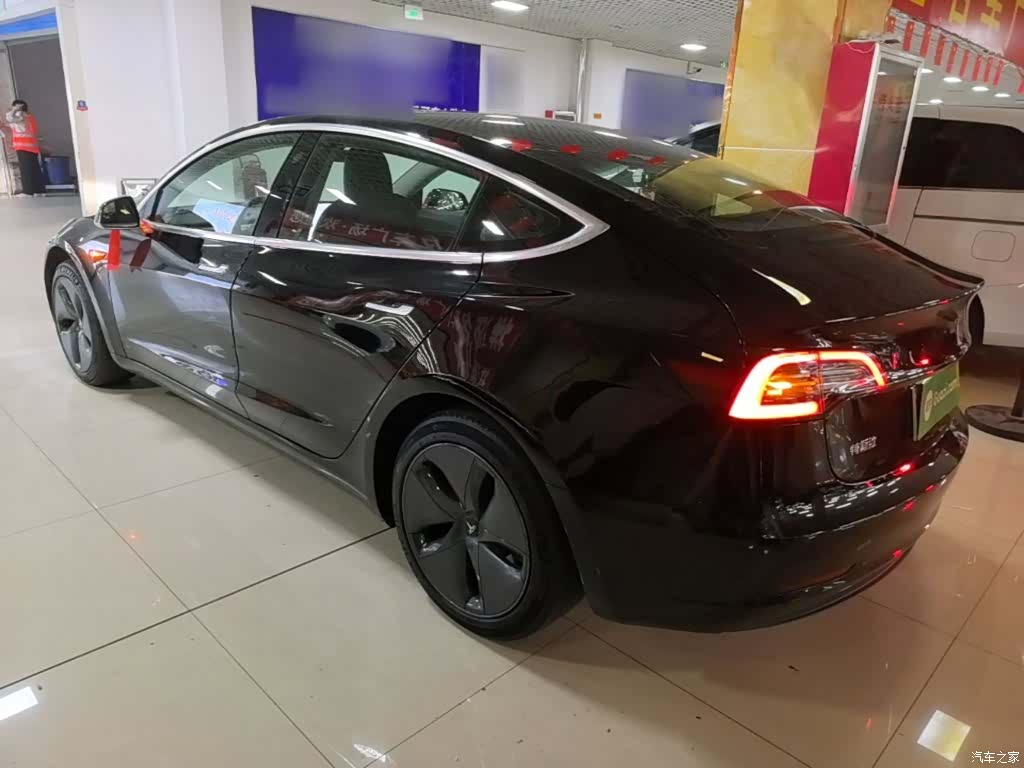 Tesla Model 3, 2020 все фото