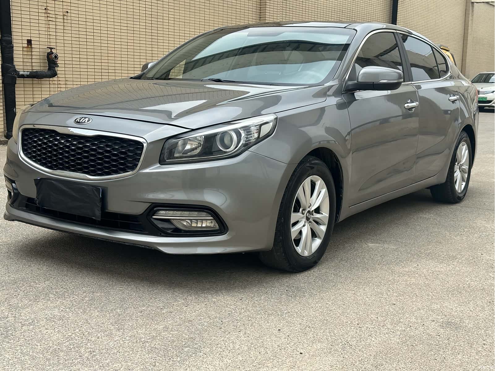 Kia K4, 2015 1