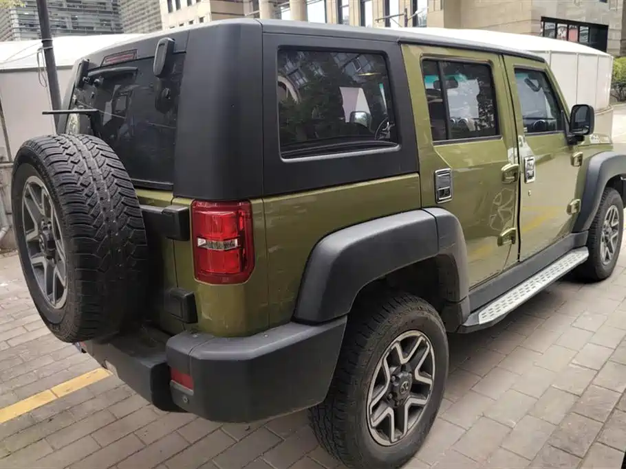Beijing BJ40