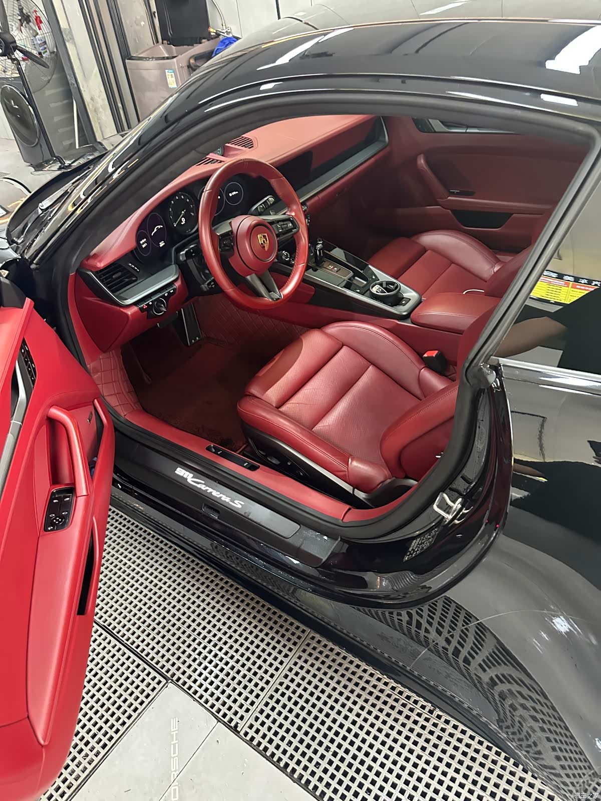 Porsche 911, 2020 6