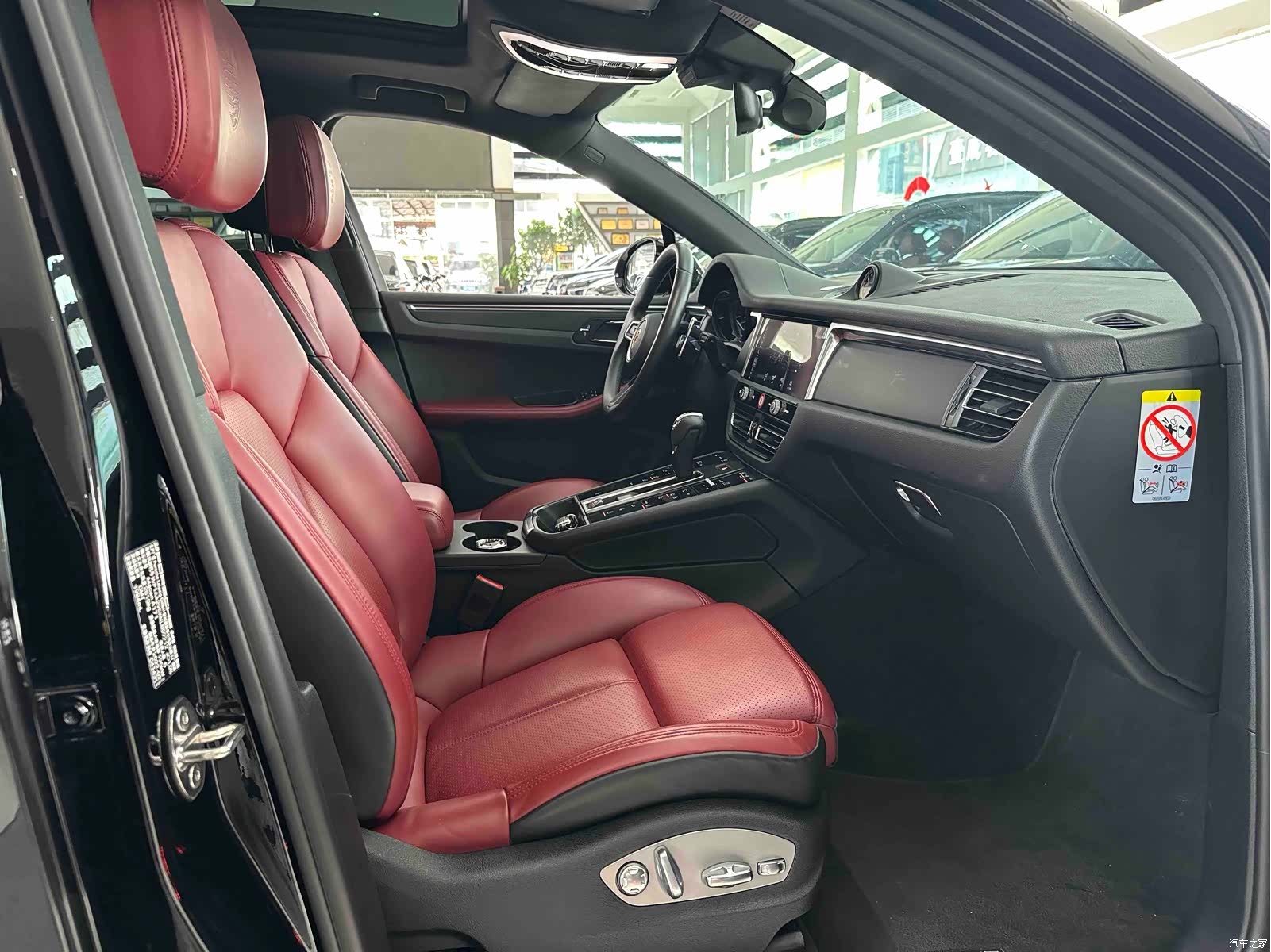 Porsche Macan, 2022 14