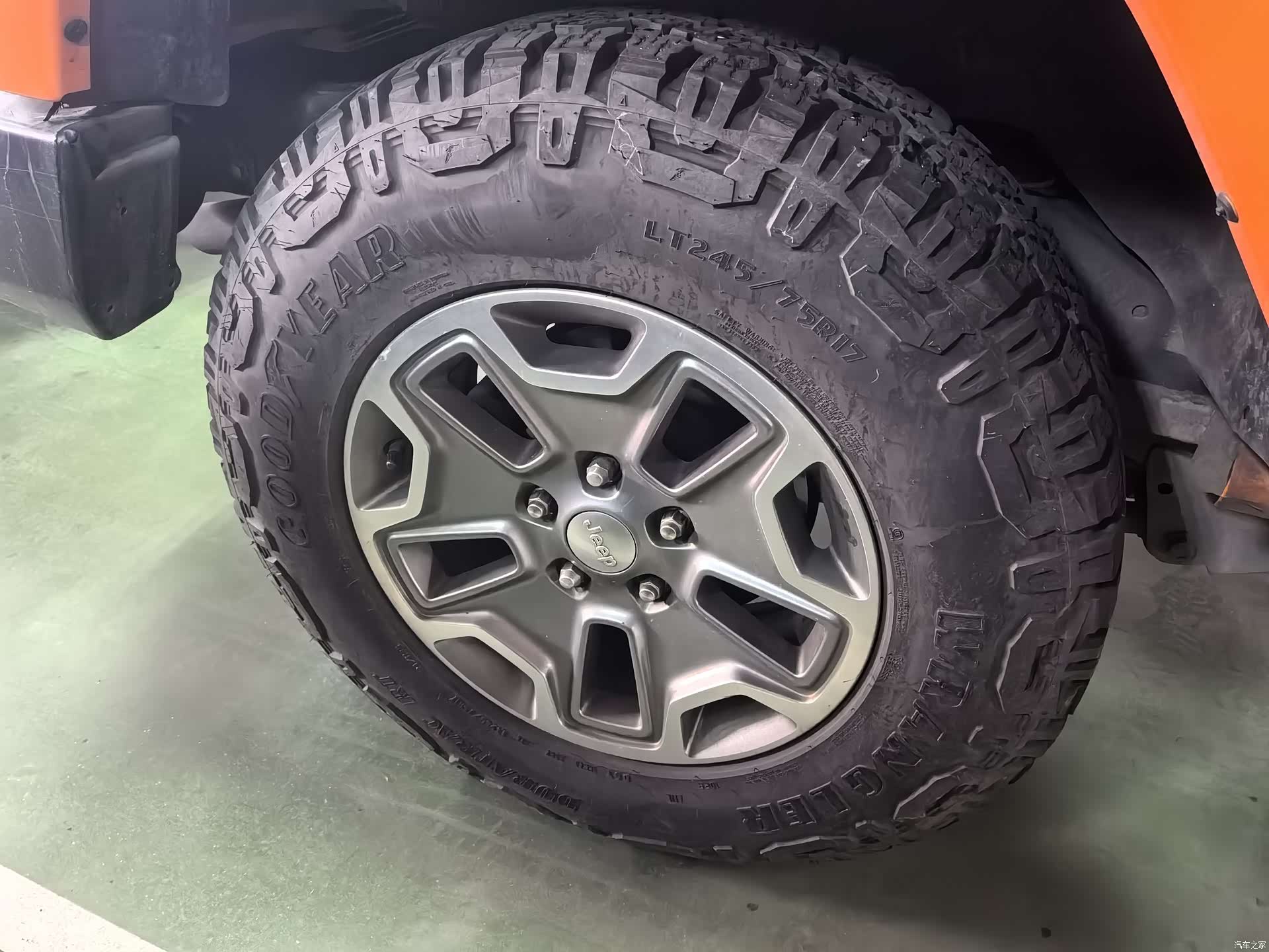 Jeep Wrangler, 2013 10