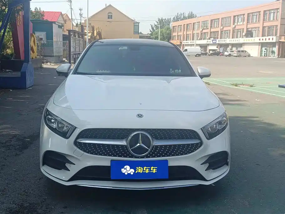 Mercedes-Benz Class A Mercedes-Benz Class A