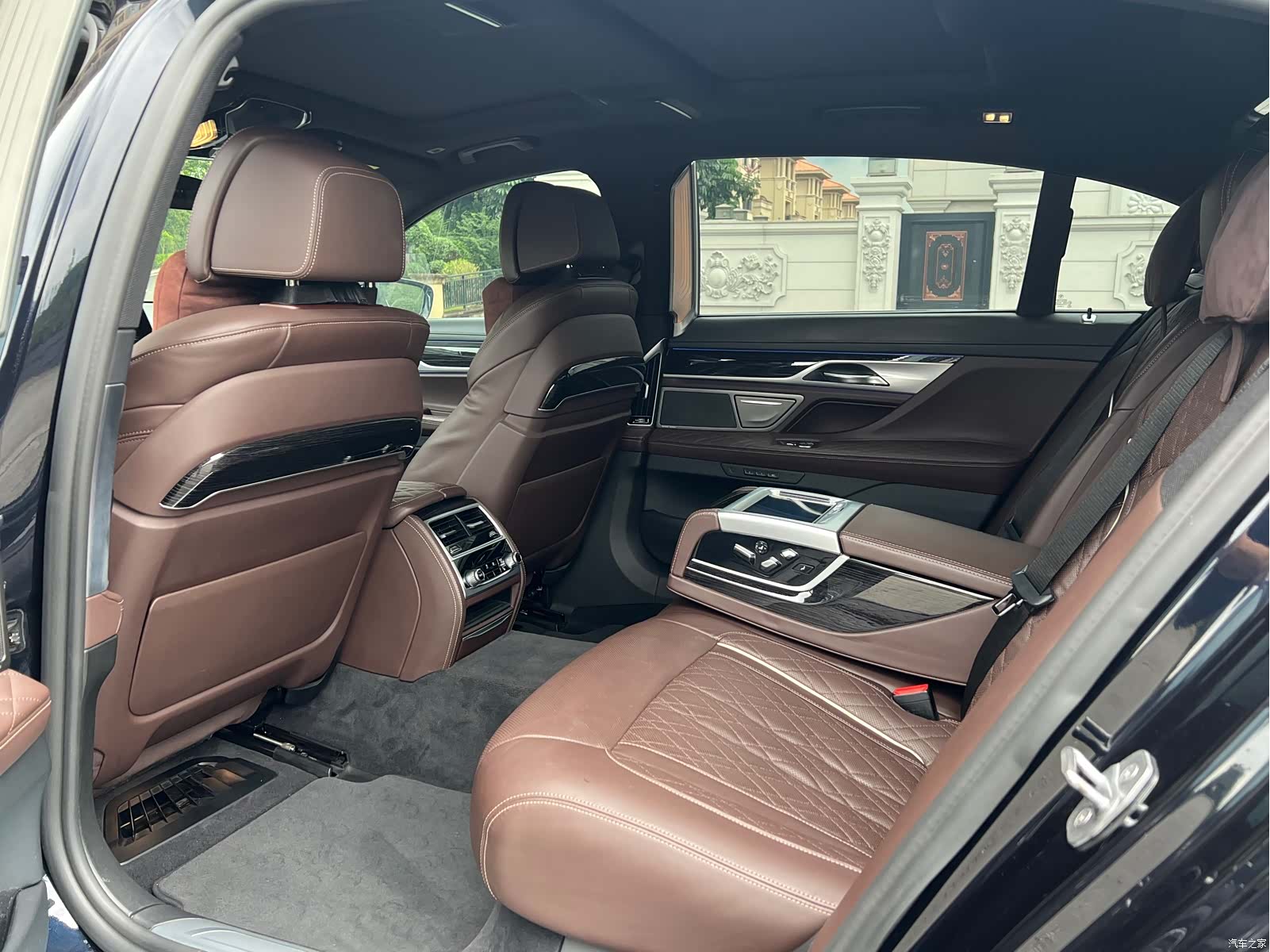 BMW 7 Series, 2019 10