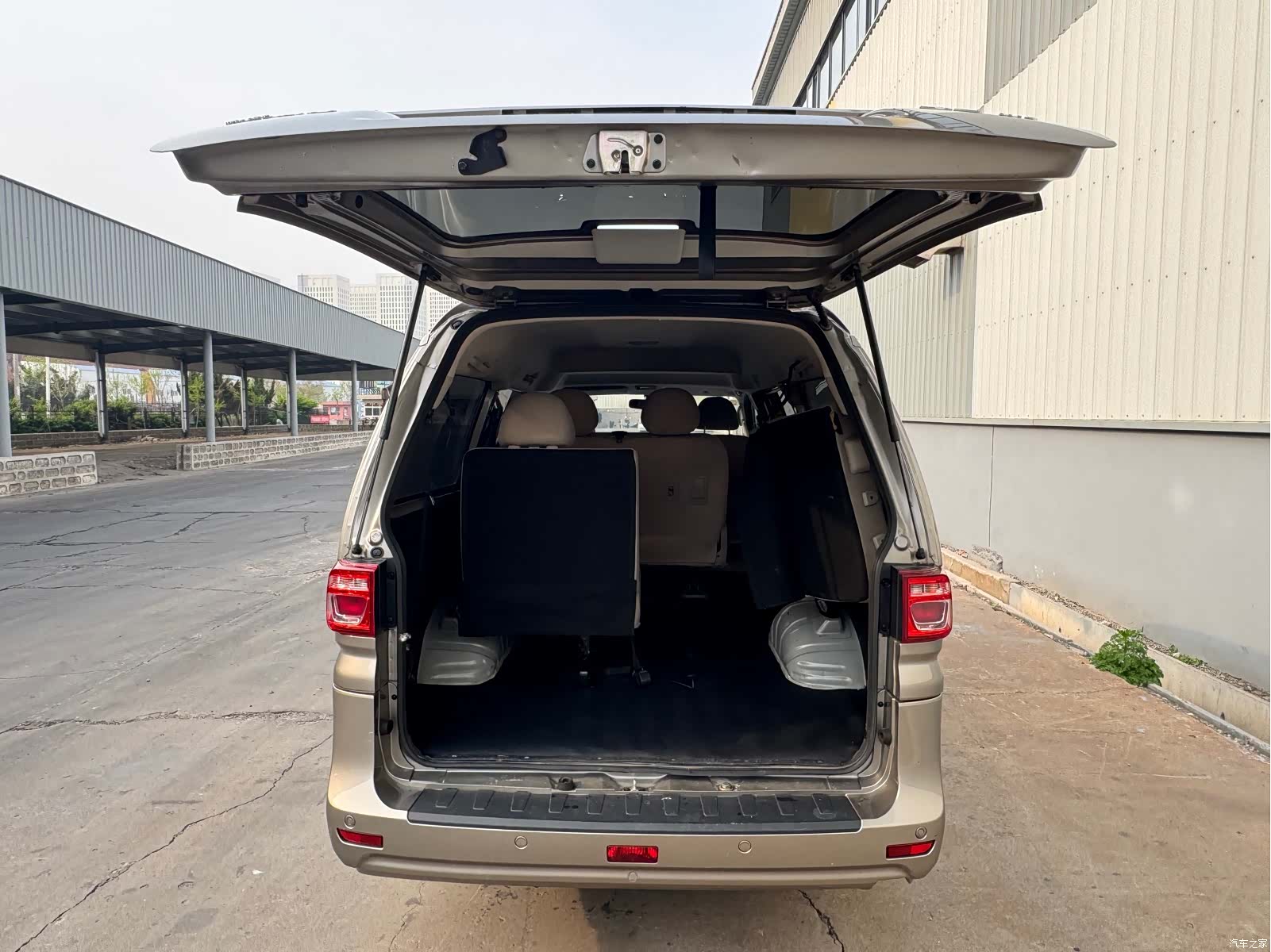 DongFeng M5L, 2024 17