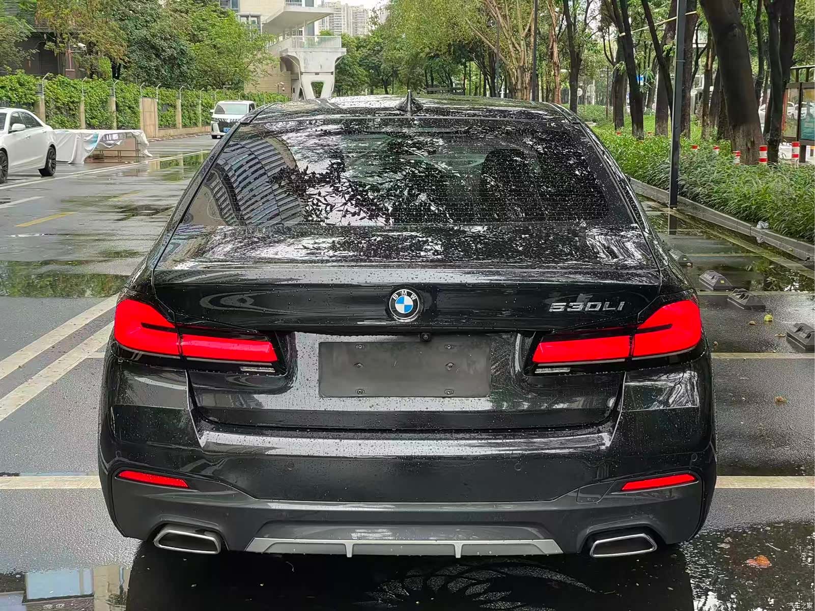 BMW 5 Series, 2023 3