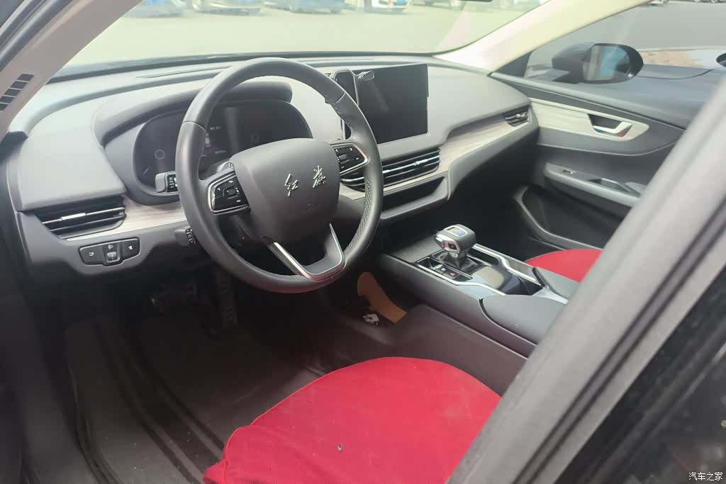 Hongqi QM5, 2024 12