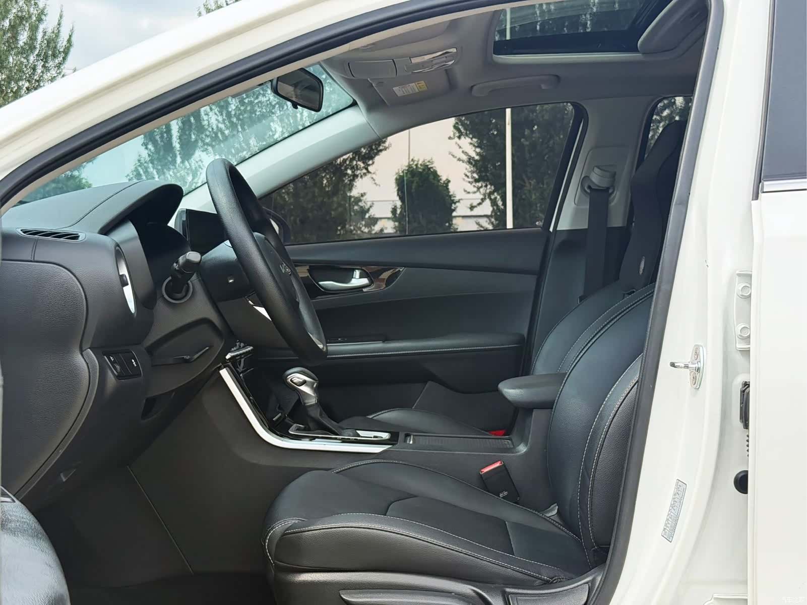 Kia K3, 2022 13