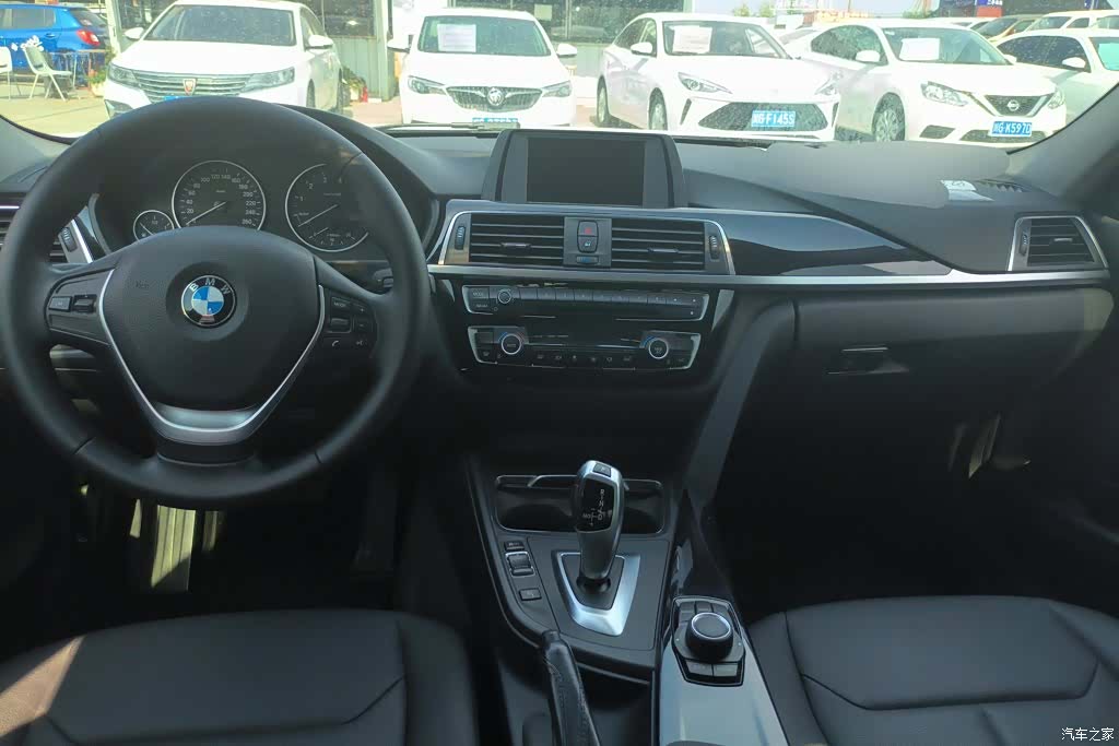 BMW 3 Series, 2016 13