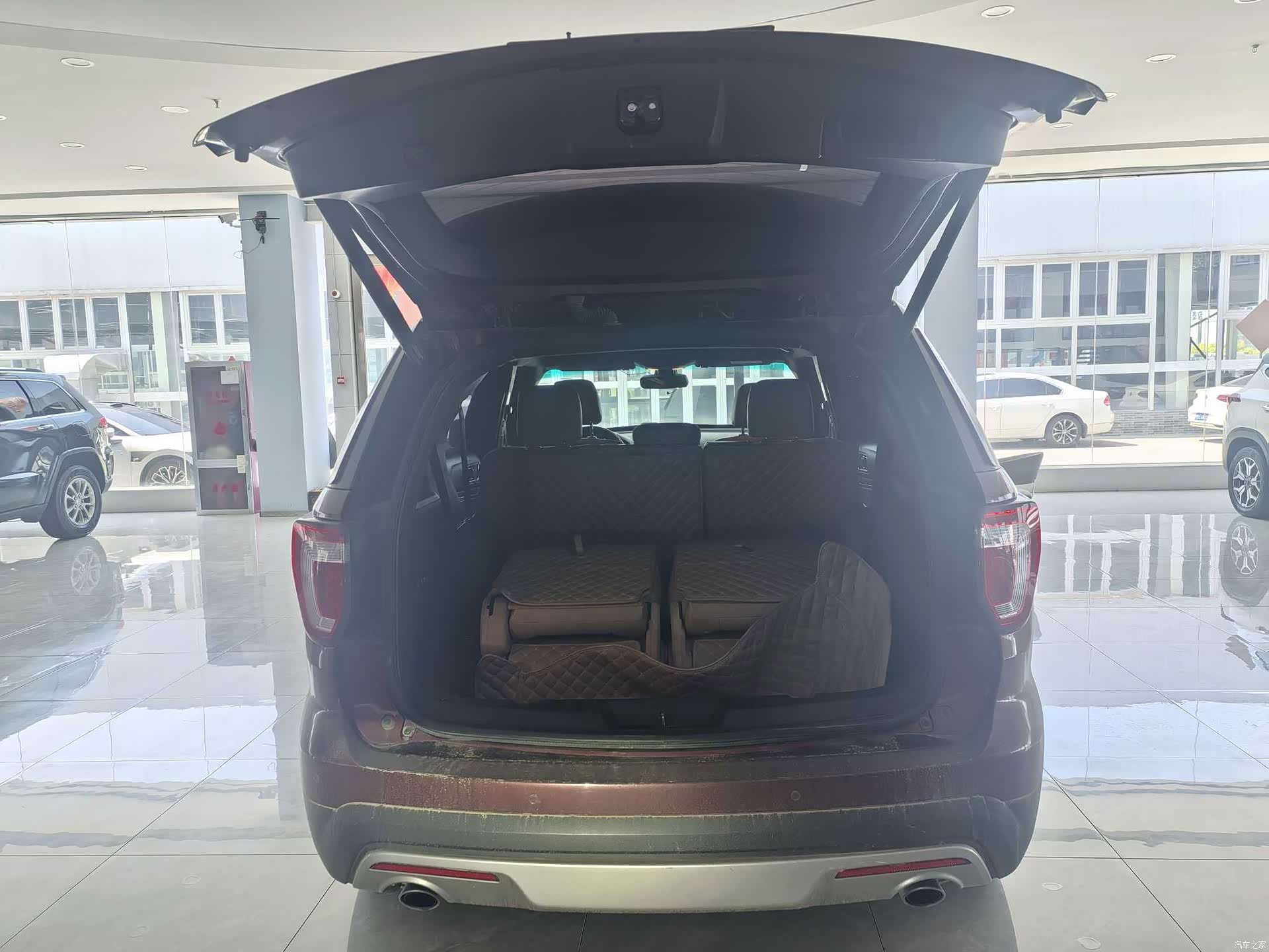Ford Explorer, 2016 все фото