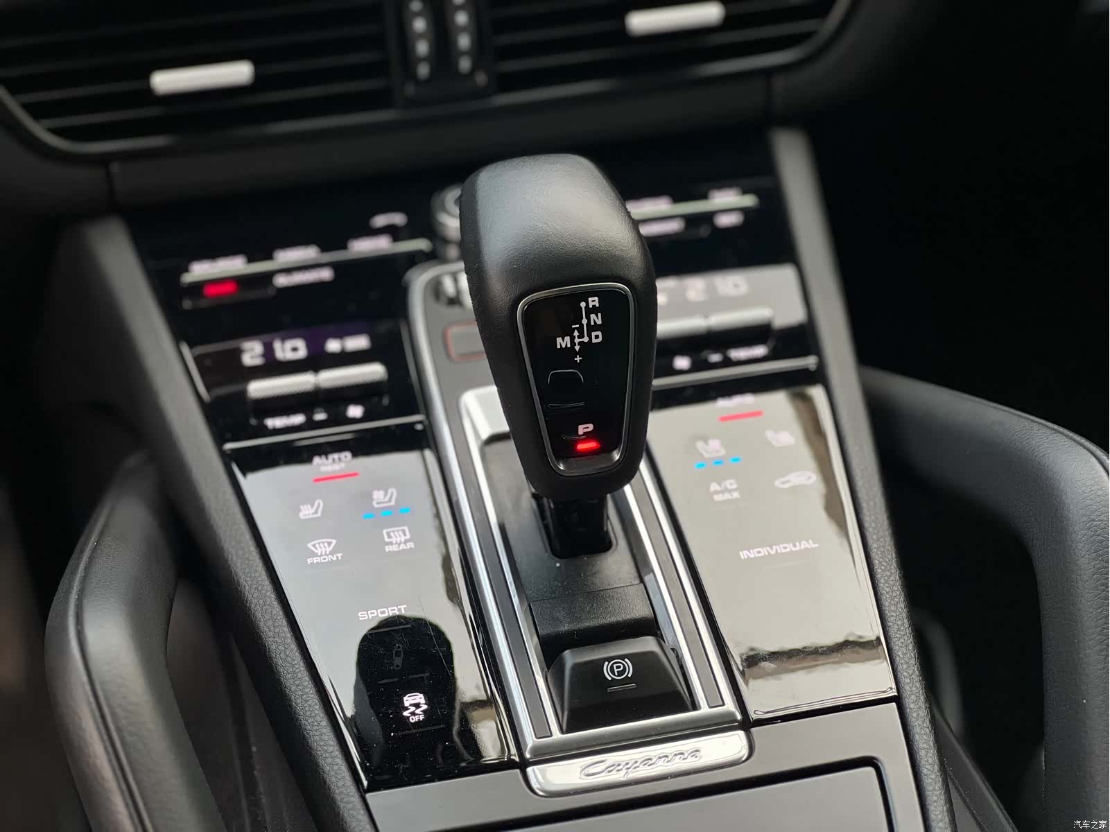 Porsche Cayenne, 2022 8