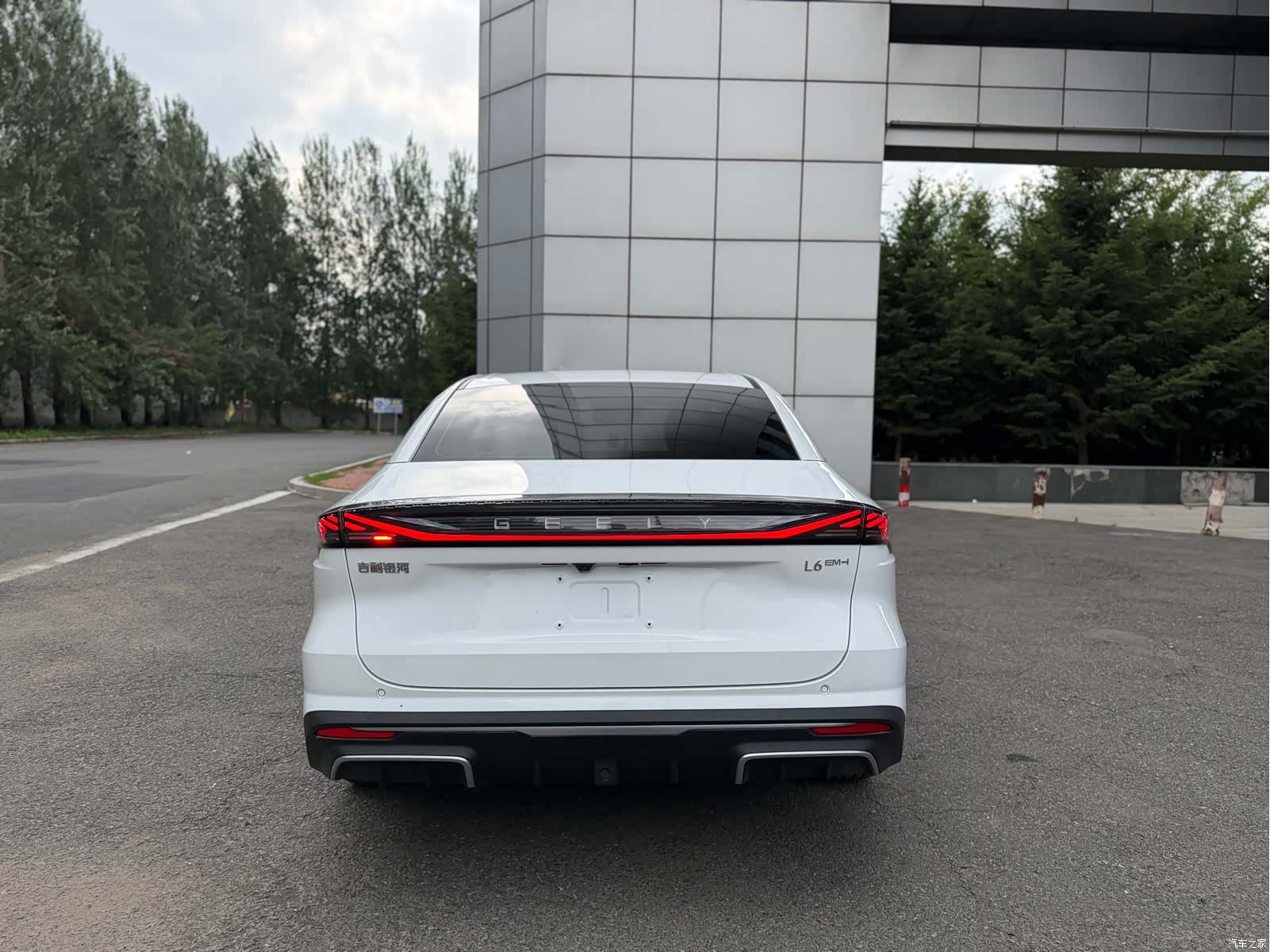 Geely Galaxy L6, 2025 6